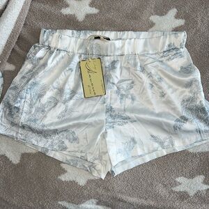 NWT SMALL & MEDIUM Vintage Havana High Waist White and Blue Shorts